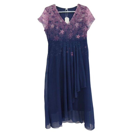 Floral Chiffon V-Neck Dress With Short Sleeves & Zipper Closure - Medium - Picture 1 of 7